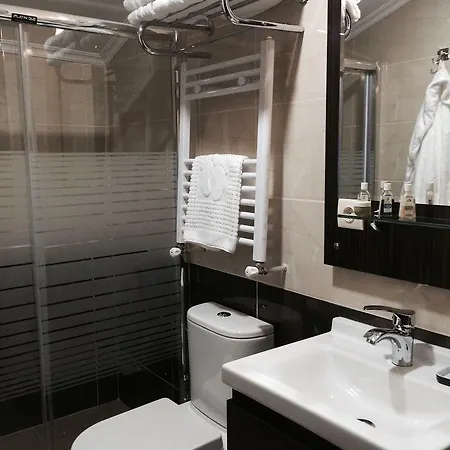 Tala Boutique Hotel 2*